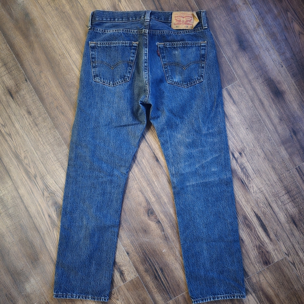 501 Levi's Jeans - Picture 2 of 6